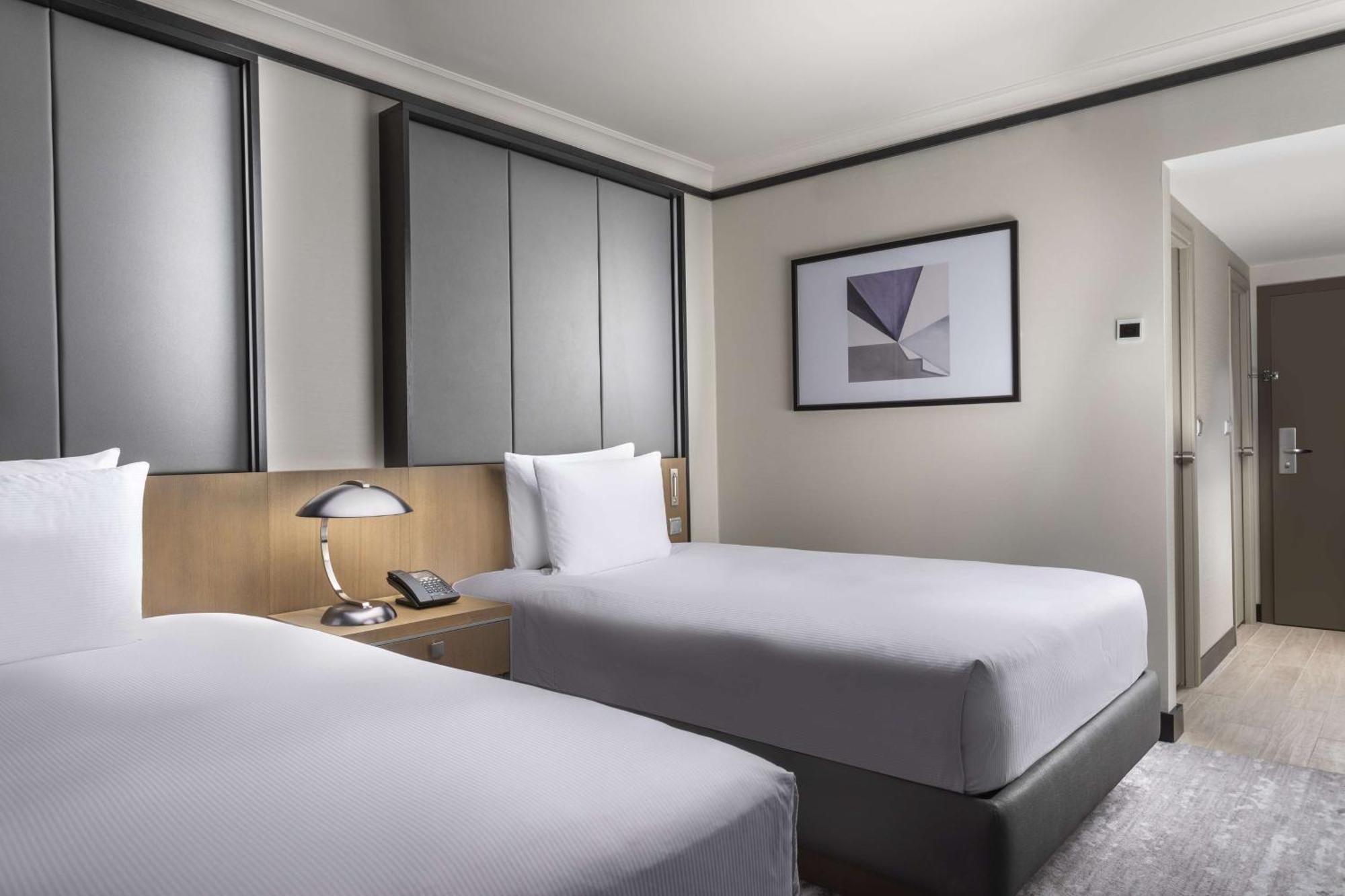 Hilton Prag